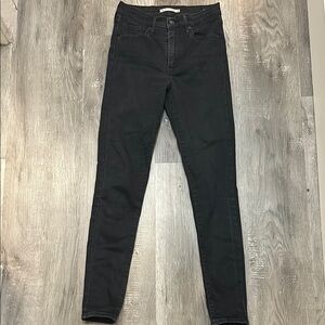 Levi’s Mile GifhWomen's Black Jeans